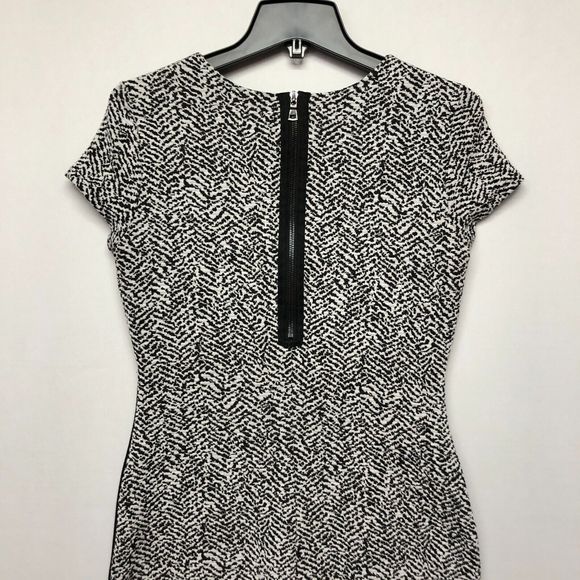 Karen Kane Women Short Sleeve Faux Leather Trim Sheath Dress Size Small M118 -9 - Picture 12 of 13